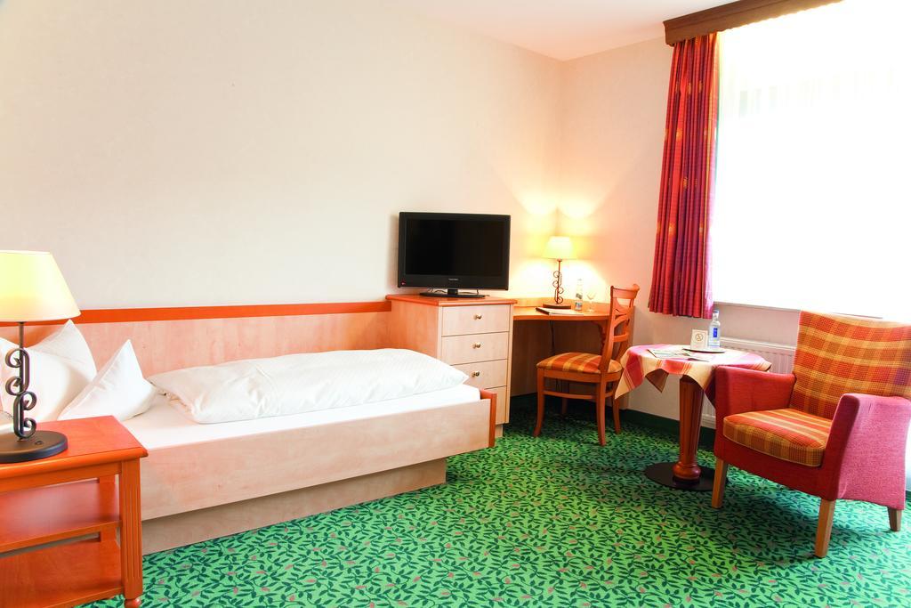 Landkomfort Hotel Elsenmann Виллинген Номер фото