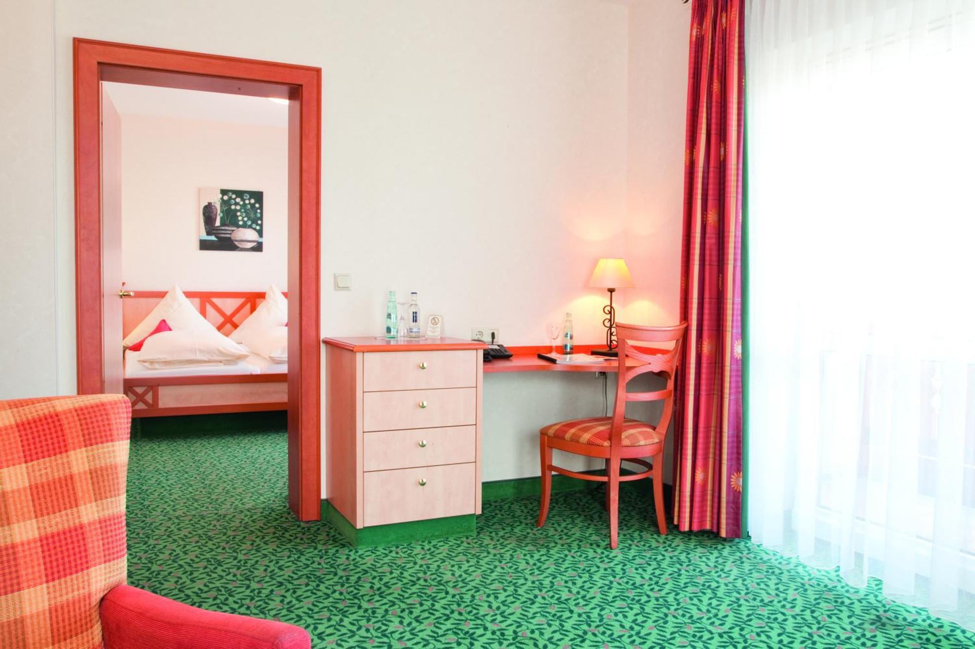 Landkomfort Hotel Elsenmann Виллинген Номер фото
