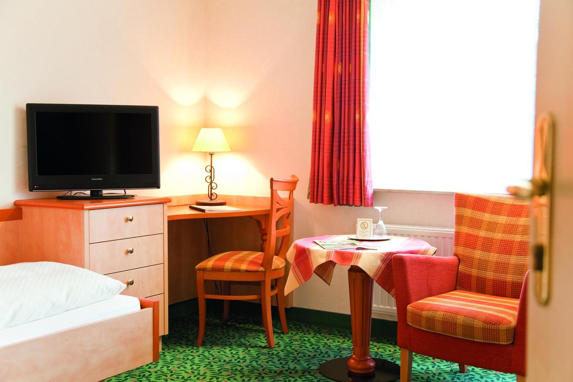 Landkomfort Hotel Elsenmann Виллинген Номер фото